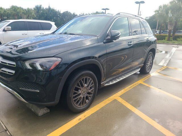 2021 MERCEDES-BENZ GLE-Class