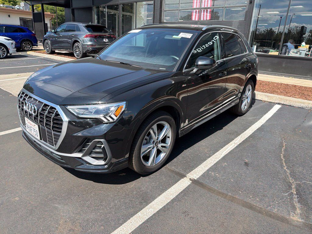2023 AUDI Q3