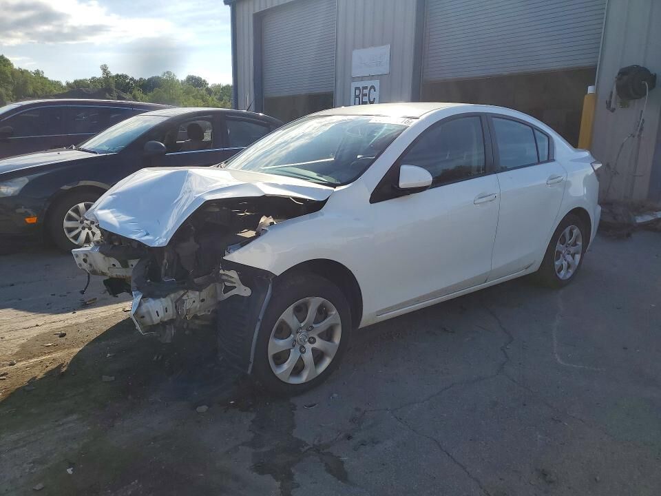 2012 MAZDA Mazda3
