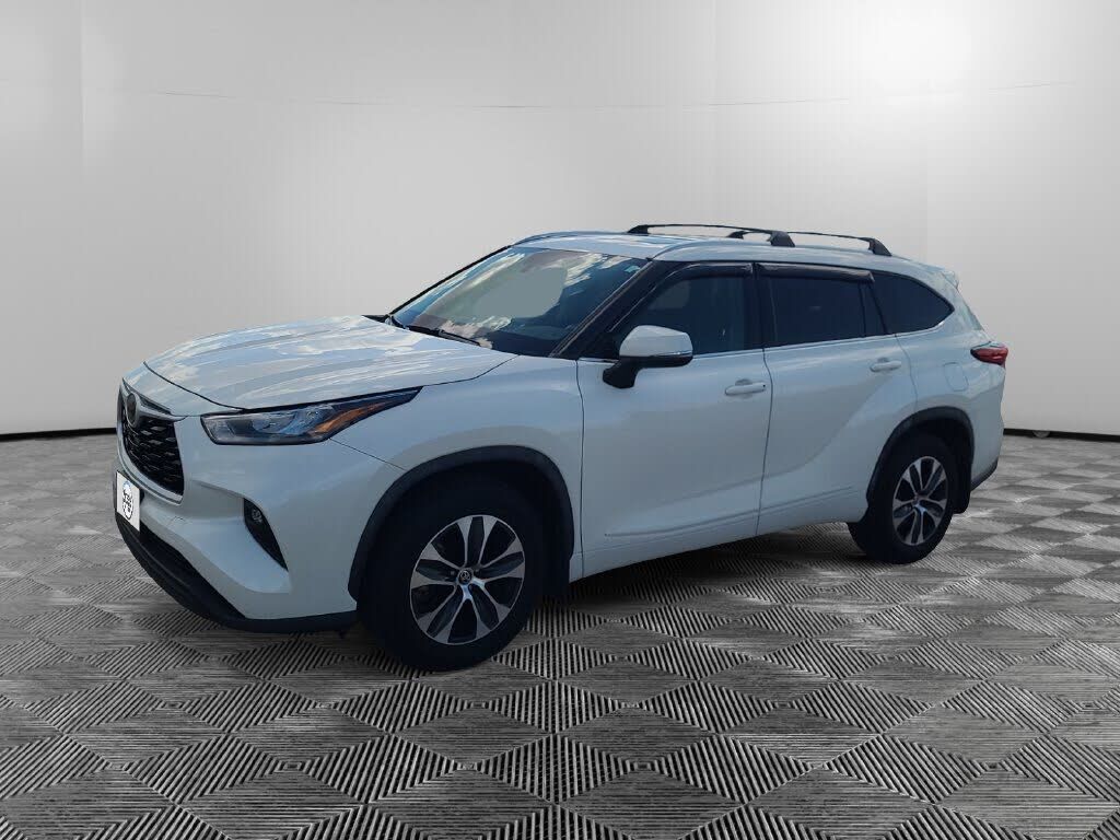 2020 TOYOTA Highlander