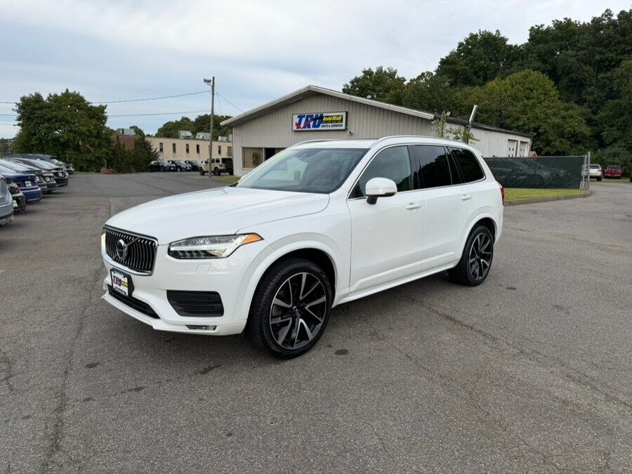 2021 VOLVO XC90