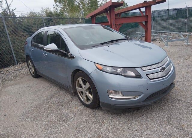 2013 CHEVROLET Volt