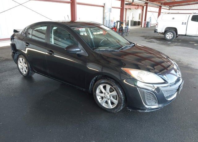 2011 MAZDA Mazda3