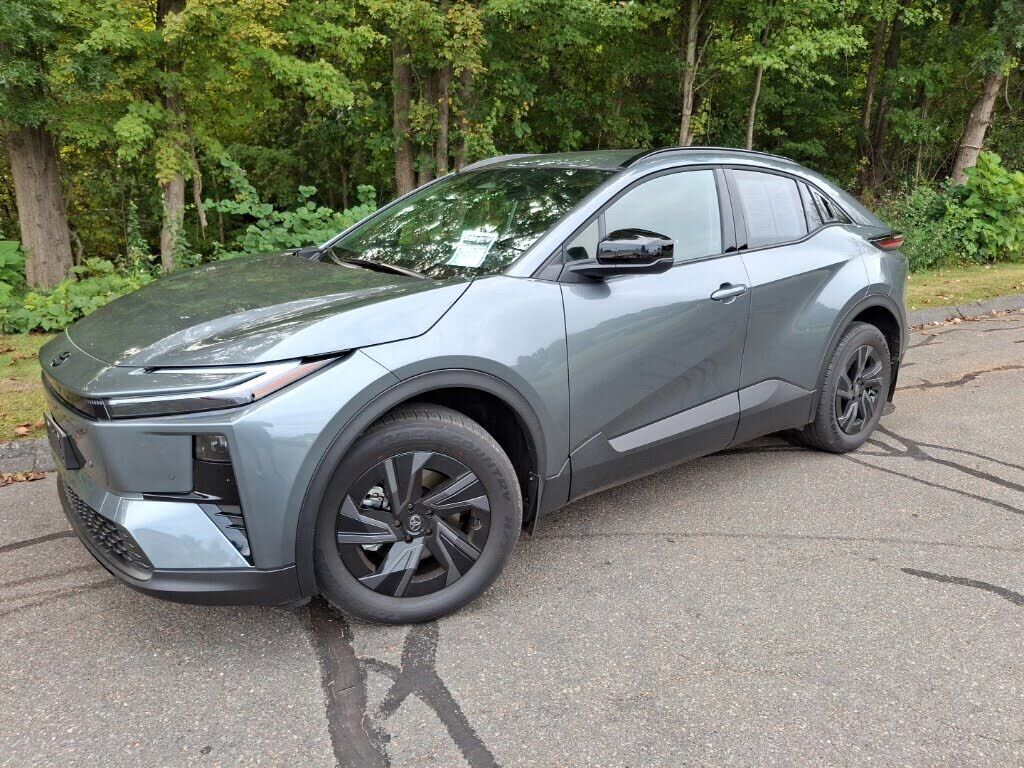 2026 TOYOTA C-HR