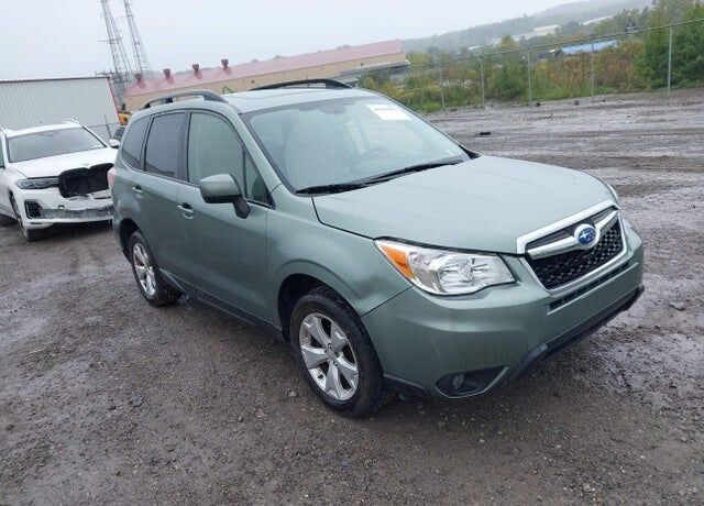 2016 SUBARU Forester