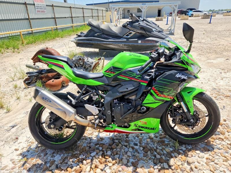 2023 KAWASAKI ZX400