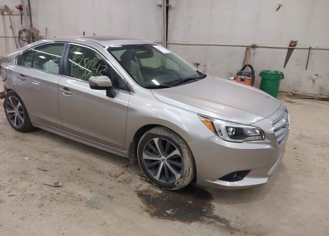 2015 SUBARU Legacy
