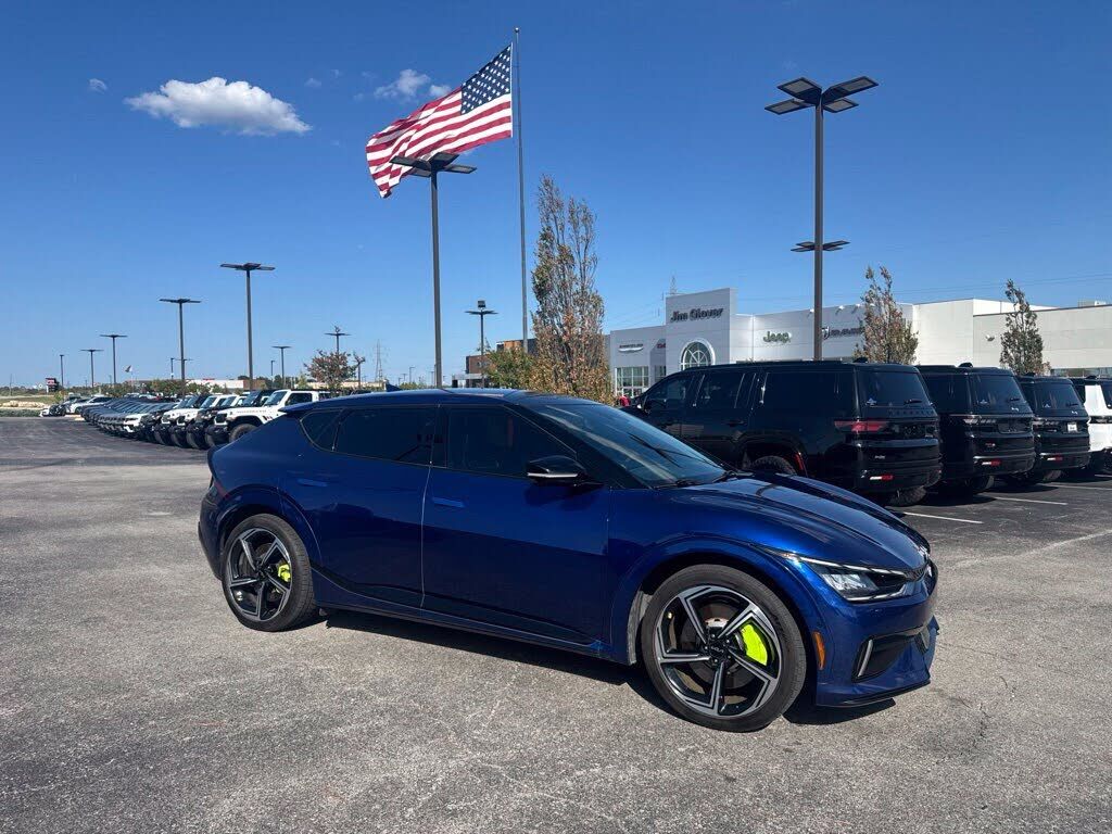 2023 KIA EV6