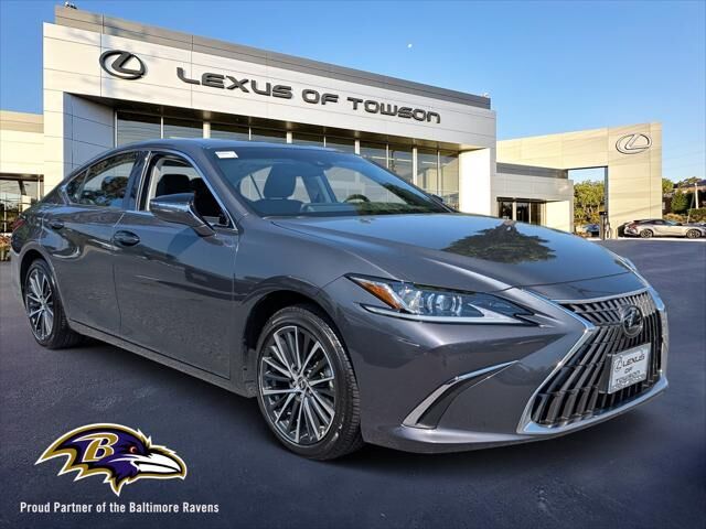 2025 LEXUS ES
