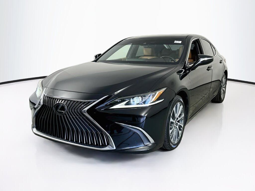 2019 LEXUS ES