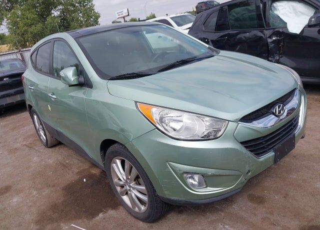 2011 HYUNDAI Tucson