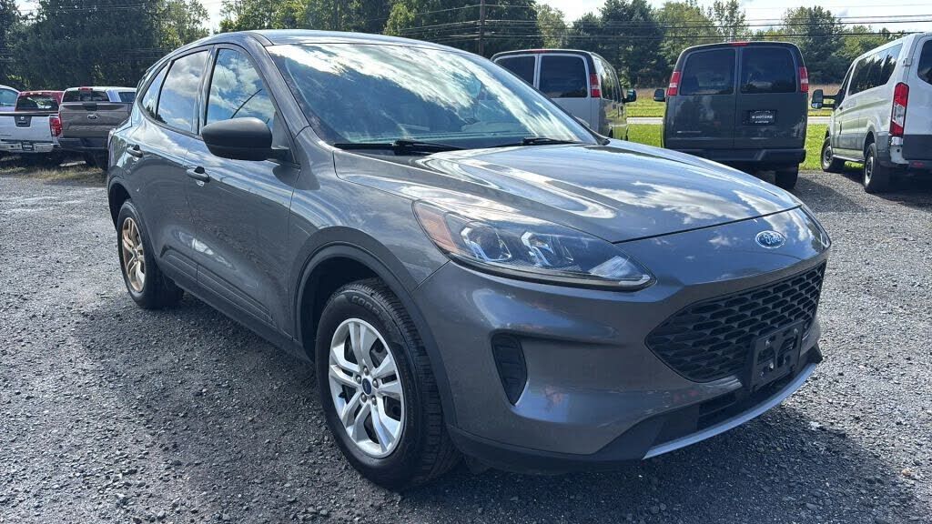 2021 FORD Escape