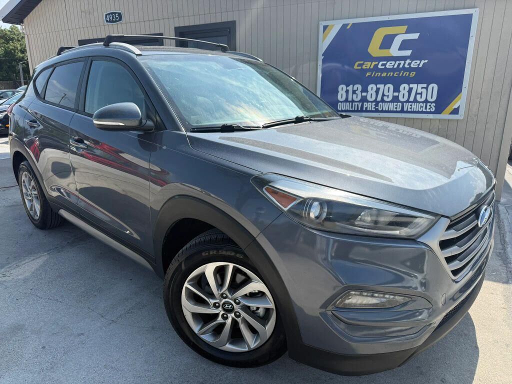 2017 HYUNDAI Tucson