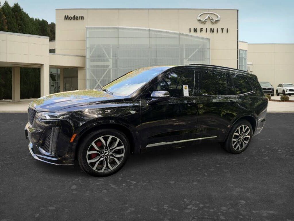 2022 CADILLAC XT6