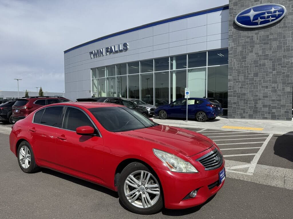 2011 INFINITI G37