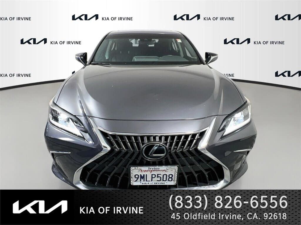 2024 LEXUS ES