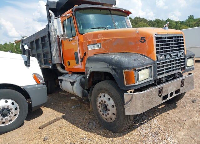 2001 MACK CH