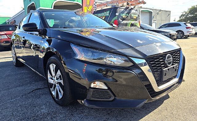 2022 NISSAN Altima