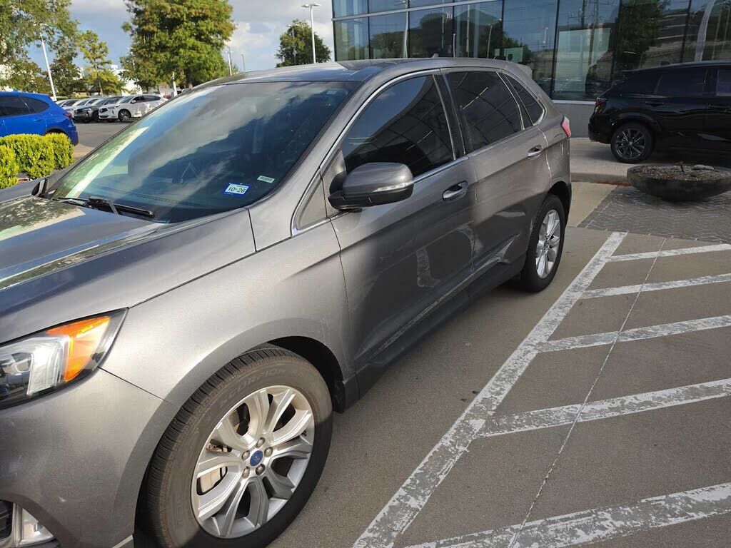 2022 FORD Edge