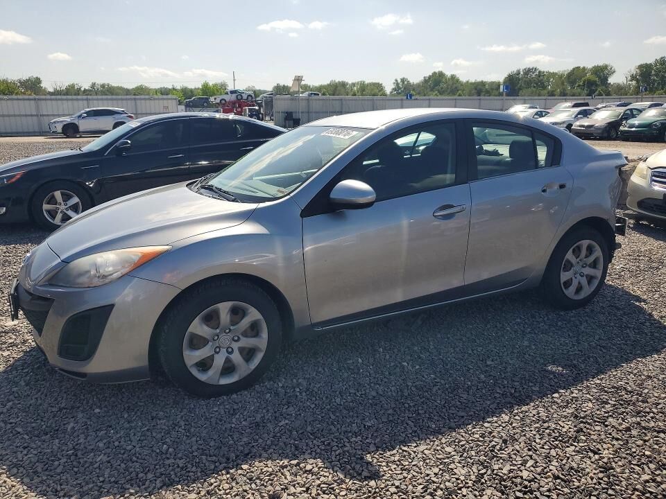 2011 MAZDA Mazda3