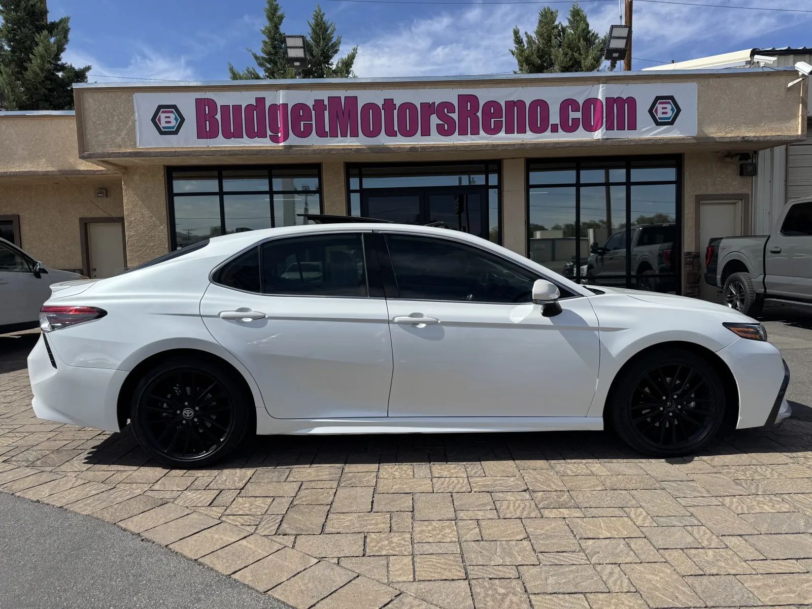 2021 TOYOTA Camry