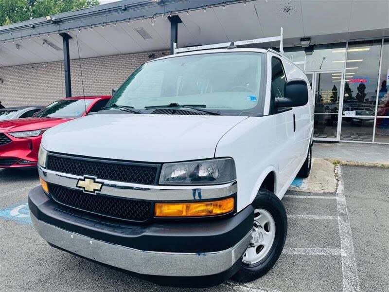 2019 CHEVROLET Express