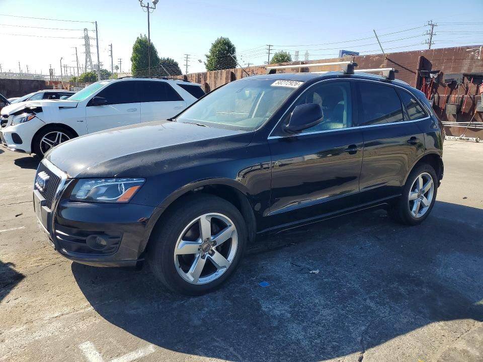 2011 AUDI Q5