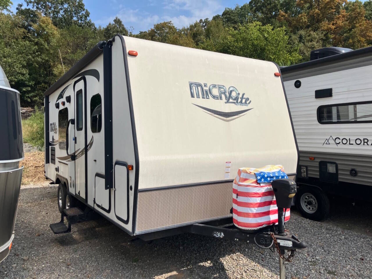 2016 FOREST RIVER Flagstaff Lite Weight Trailers