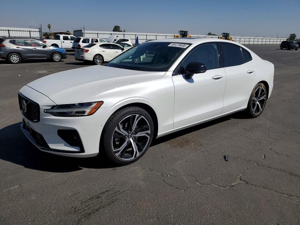 2023 VOLVO S60