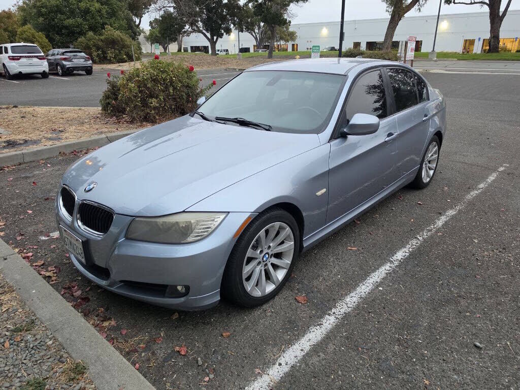 2011 BMW 3 Series