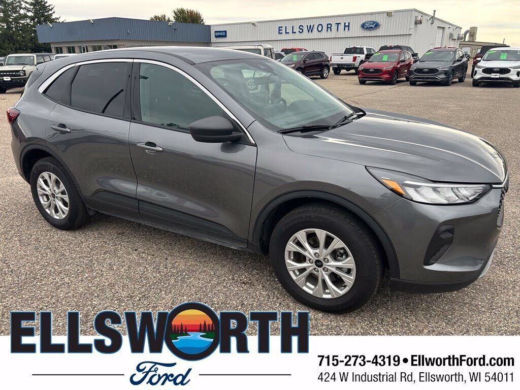 2024 FORD Escape