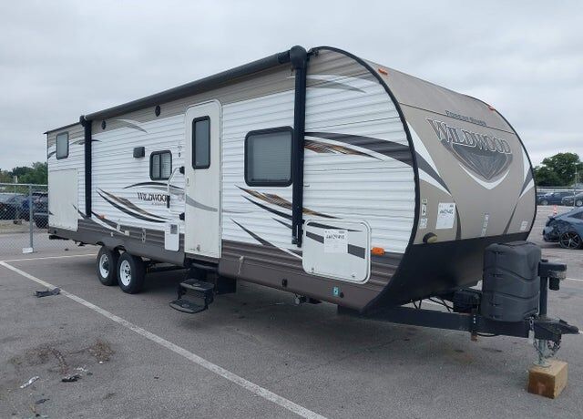 2017 FOREST RIVER Wildwood towables