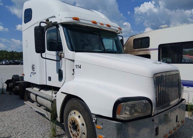 2003 FREIGHTLINER CST120