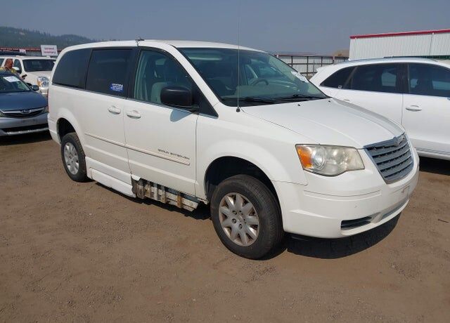 2009 CHRYSLER Town and Country