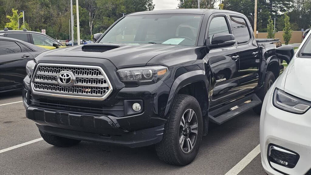 2016 TOYOTA Tacoma