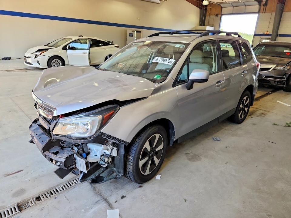 2017 SUBARU Forester