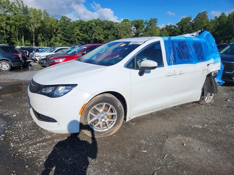 2023 CHRYSLER Voyager