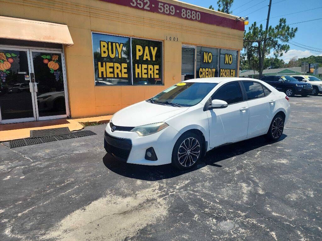 2015 TOYOTA Corolla