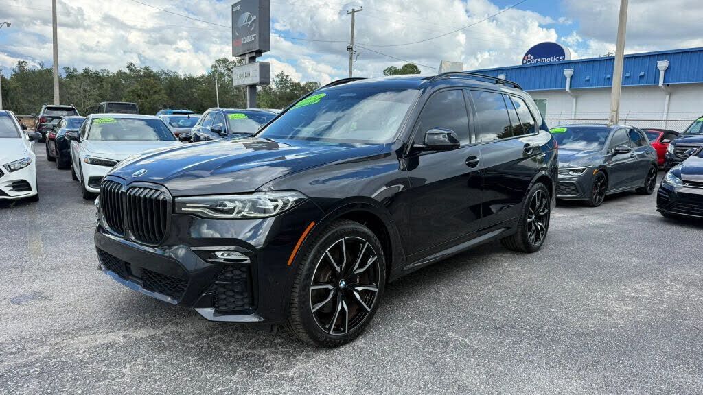 2022 BMW X7