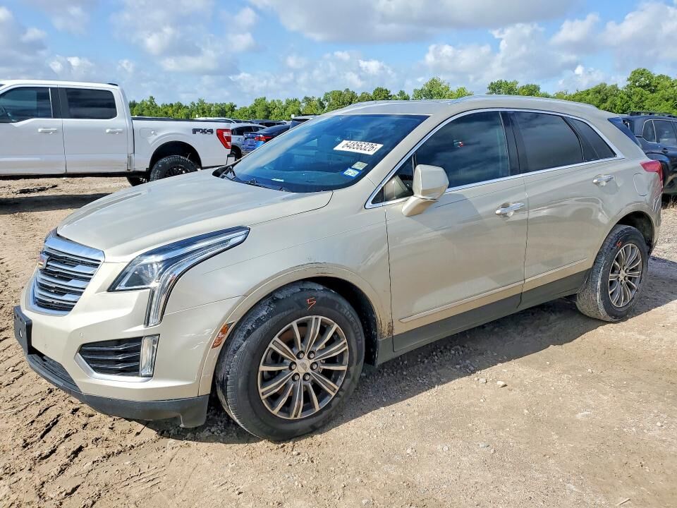 2017 CADILLAC XT5