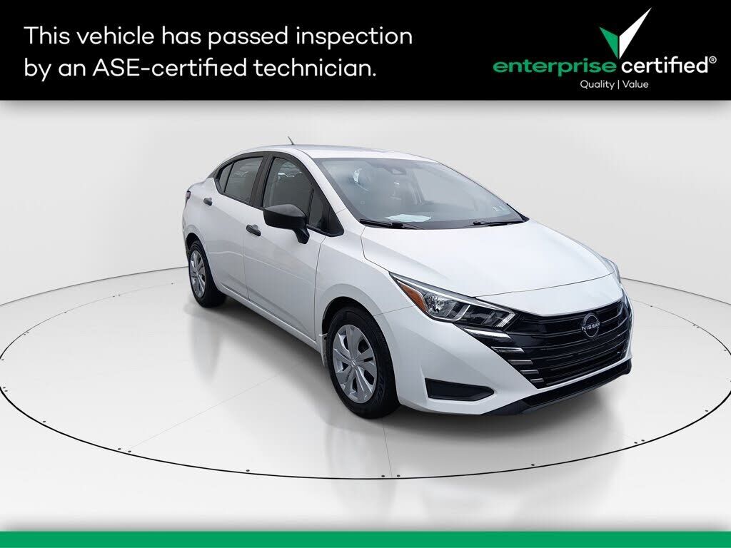 2023 NISSAN Versa