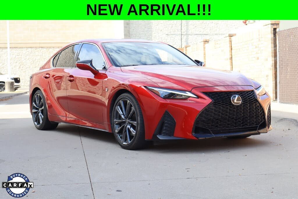 2024 LEXUS IS