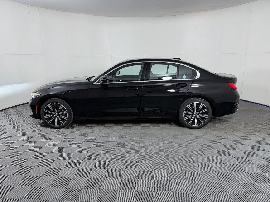 2026 BMW 330i