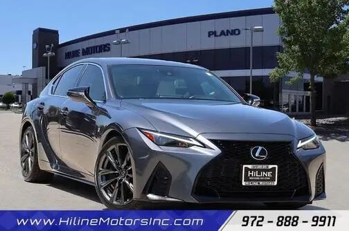 2021 LEXUS IS
