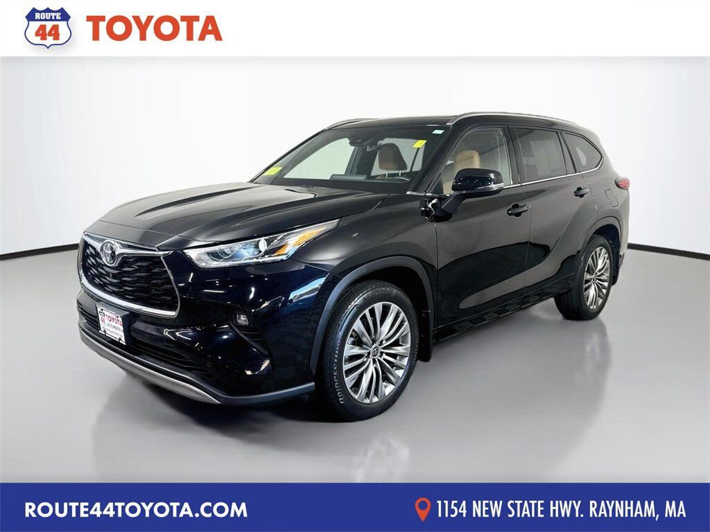 2022 TOYOTA Highlander