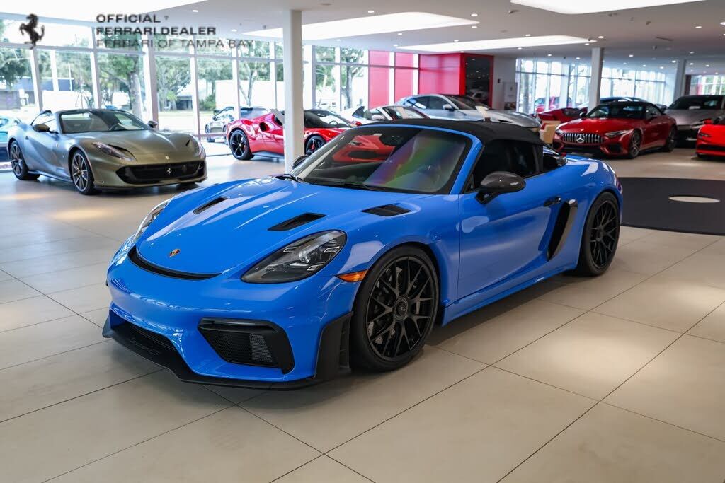 2024 PORSCHE 718