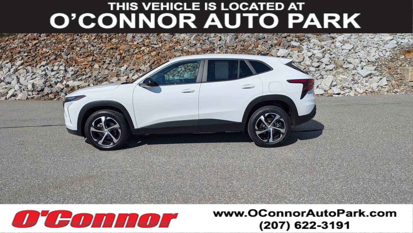 2025 CHEVROLET Trax