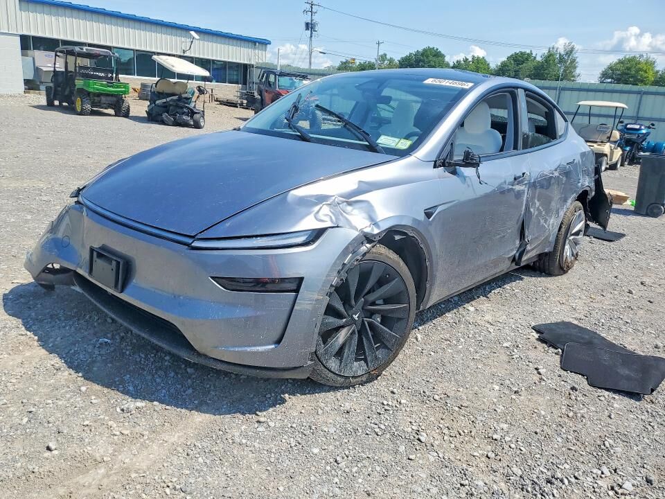 2026 TESLA Model Y