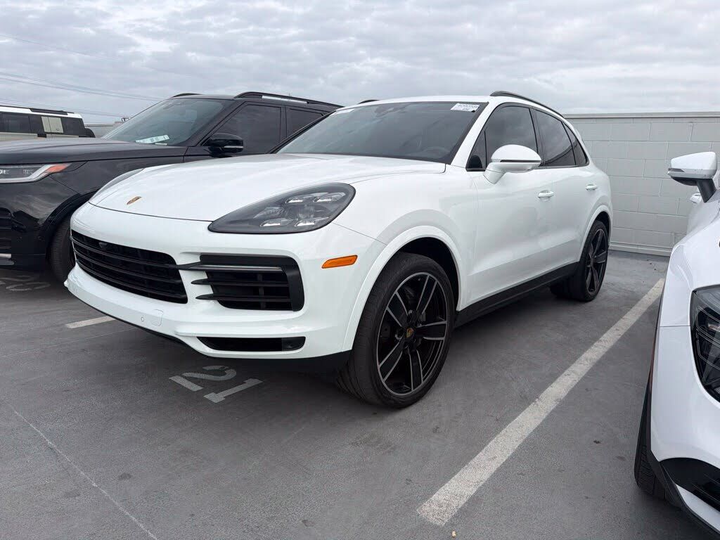 2021 PORSCHE Cayenne