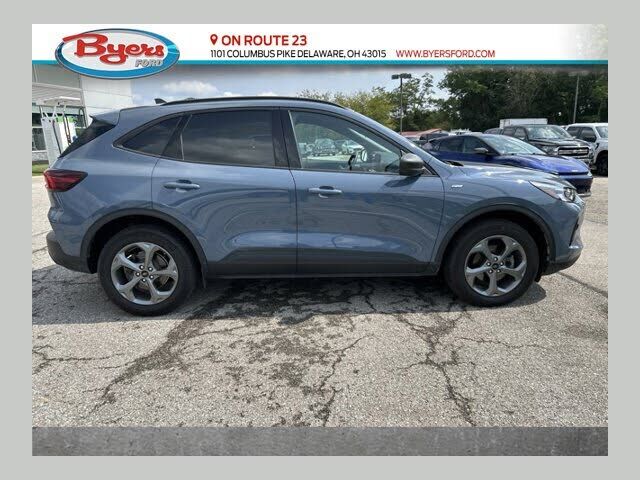2025 FORD Escape